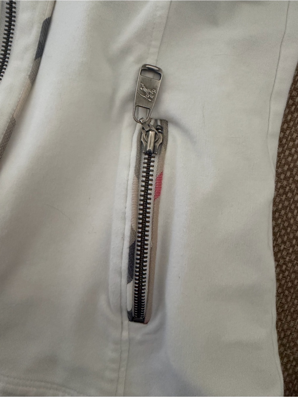 Authentic Burberry vintage sweater - Picture 3 of 8